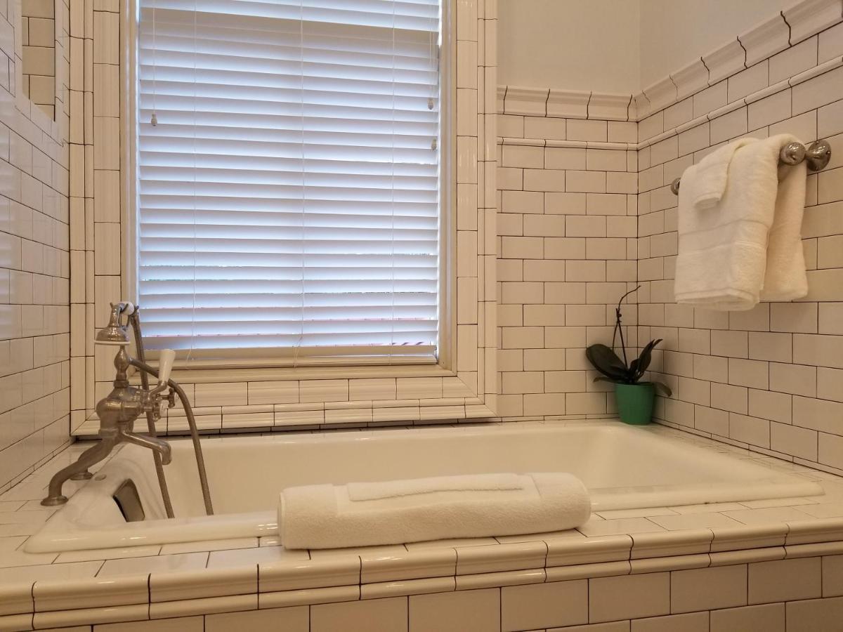 Bed and Breakfast Thomas Weihs Haus Savannah Esterno foto